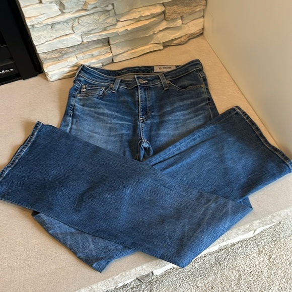 AG Bootcut Jeans- 28 - Picture 1 of 9